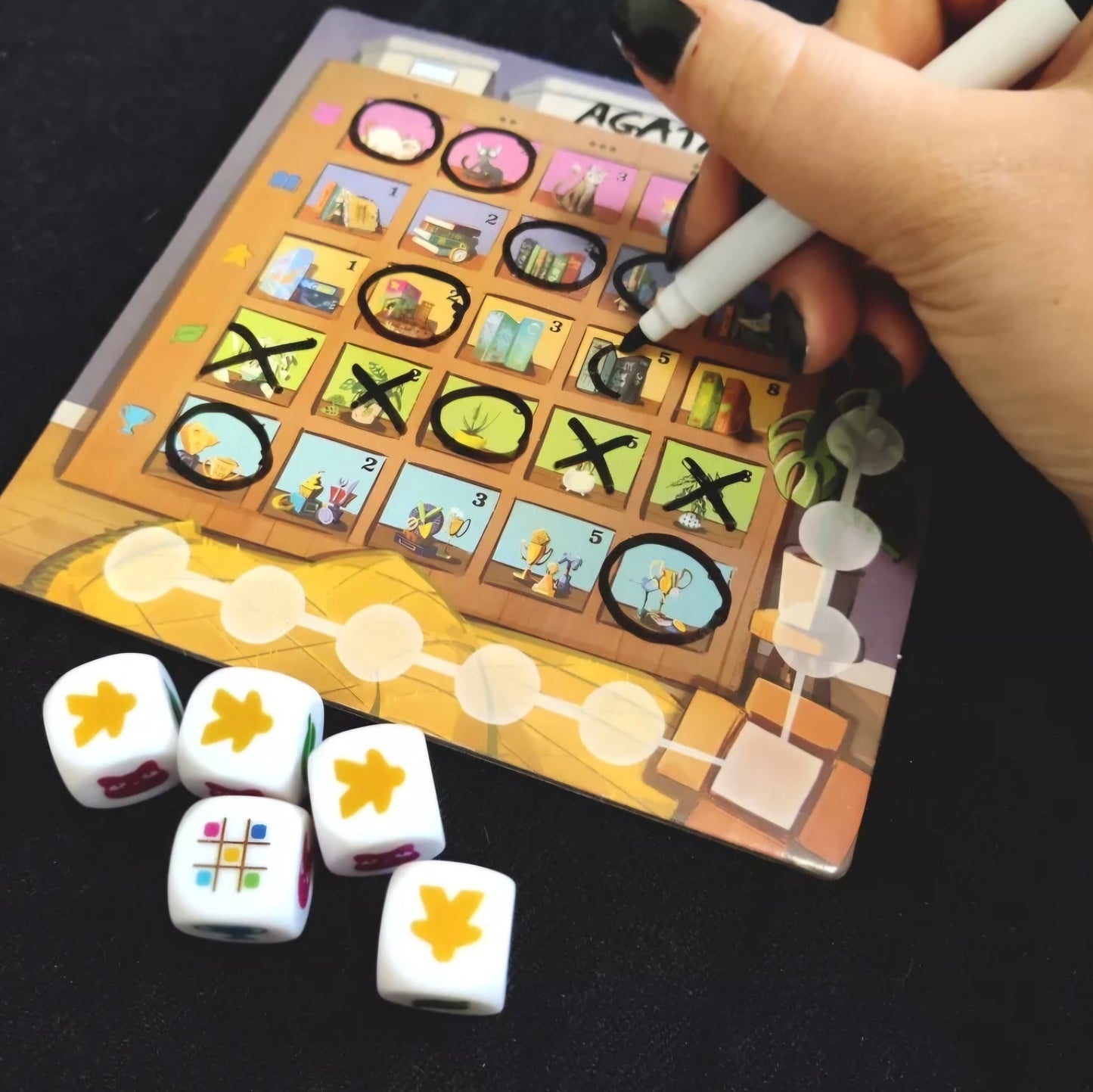 999 games: My Shelfie - Het Dobbelspel