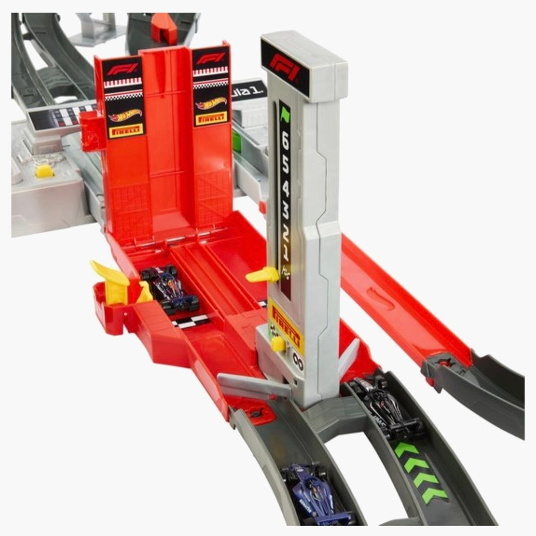 Hot Wheels F1 Racing - Formula 1 
Grand Prix Circuit