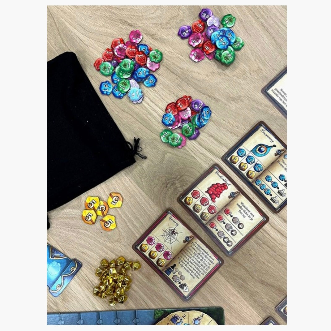 999 games: De Kwakzalvers van Kakelenburg - Het Duel (2 spelers)