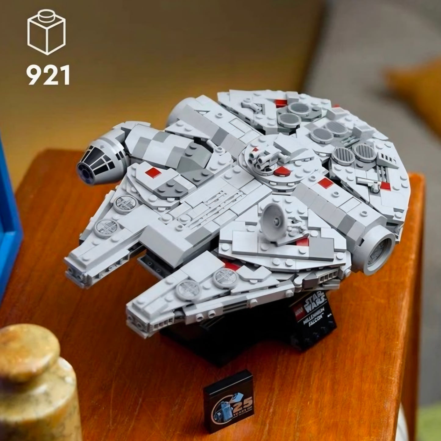 LEGO 75375: Star Wars - Millennium Falcon