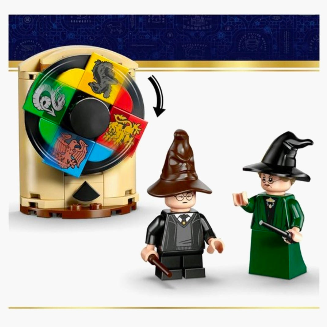 LEGO 76460: Harry Potter - Kasteel Zweinstein  Sorteerhoedceremonie