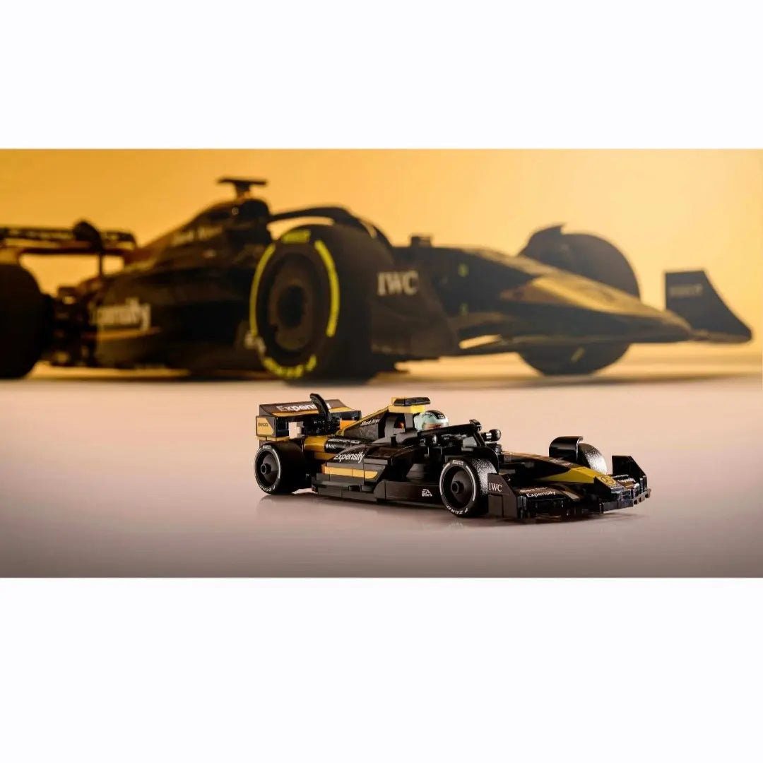 LEGO 77252: Speed Champions - APXGP team racewagen uit F1 The Movie  -  Multiplaza