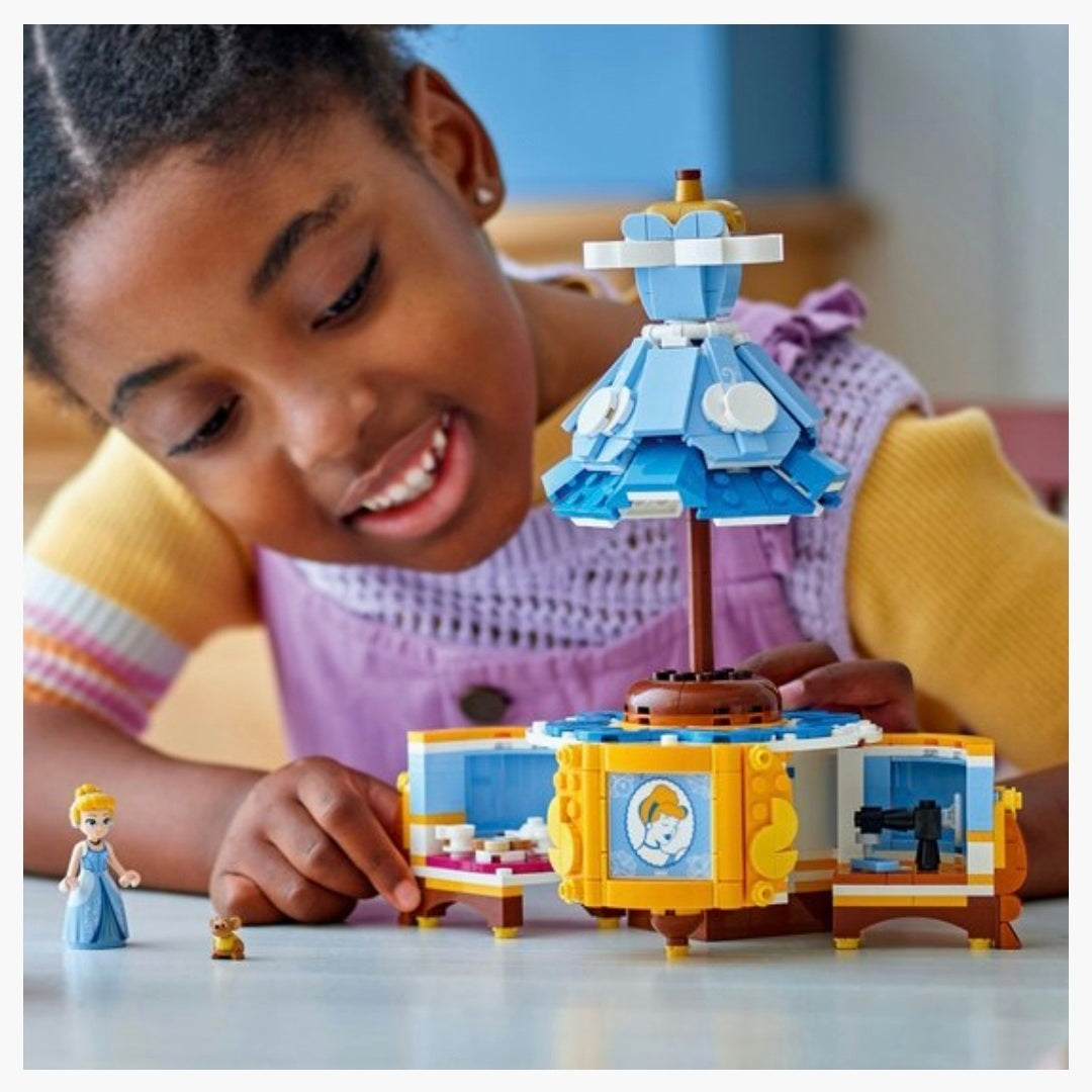 LEGO 43266: Princess - De Jurk van Assepoester