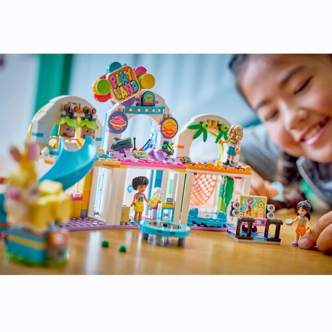 LEGO 42686: Friends - Binnenspeeltuin