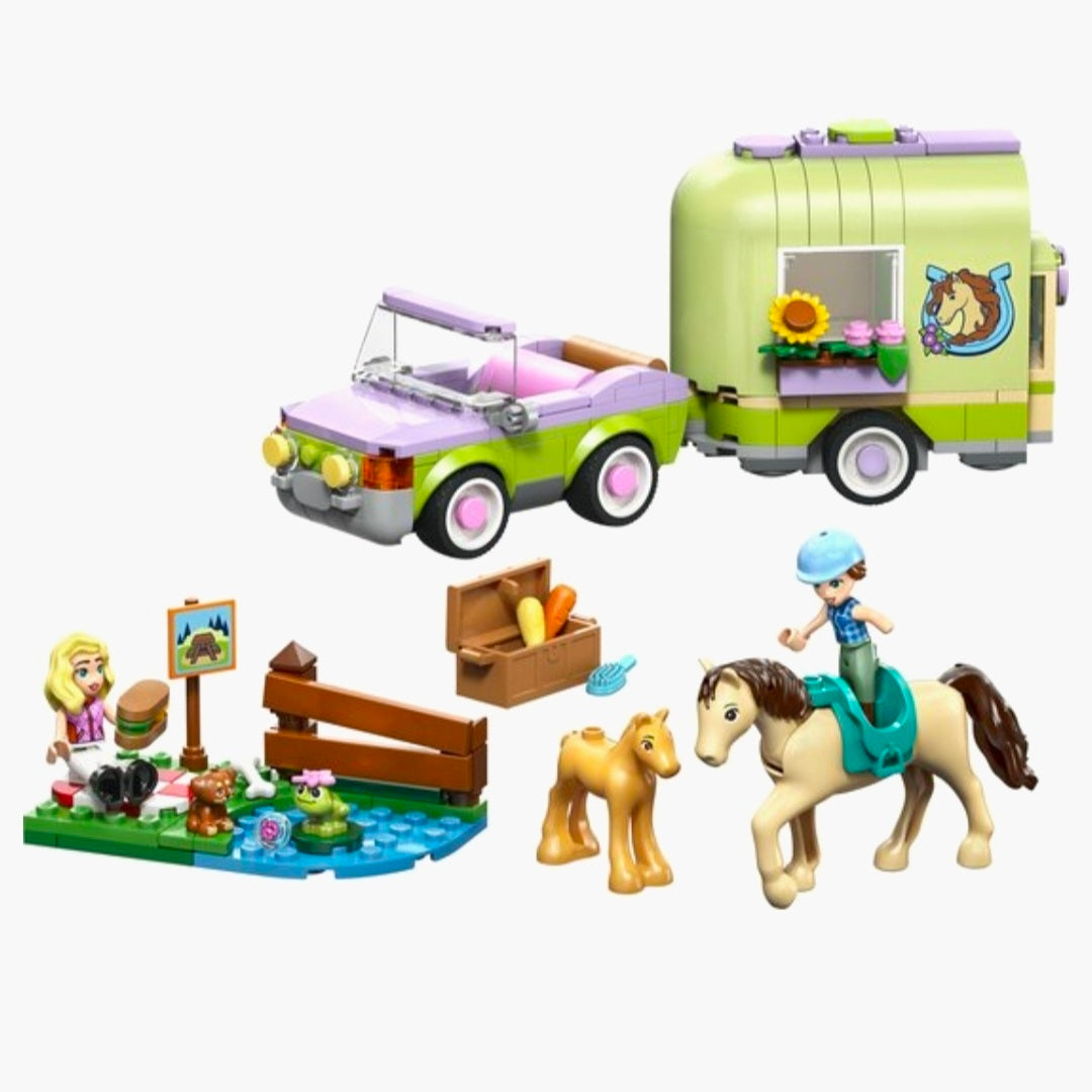 LEGO 42695: Friends - Trailer met Paard en Veulen