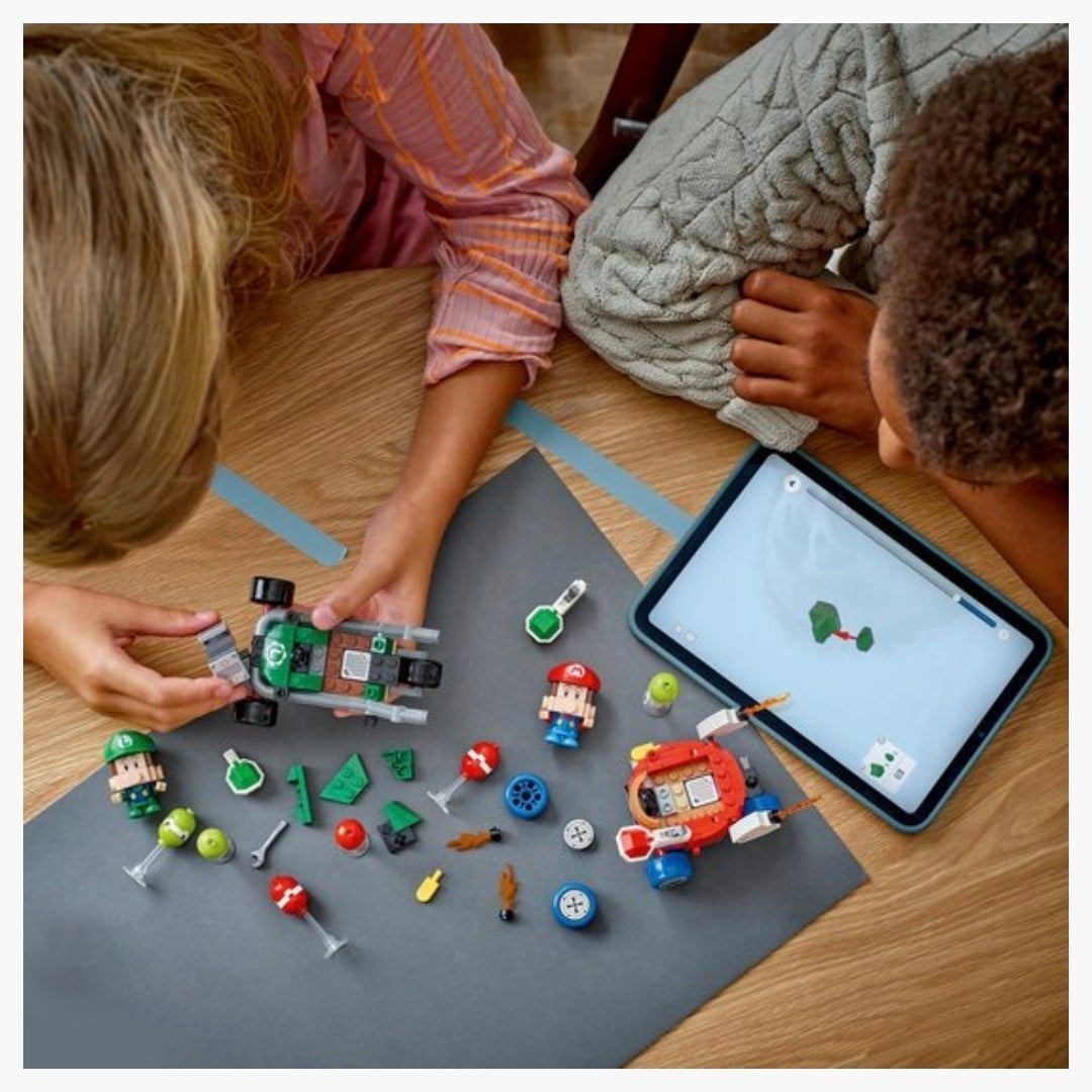 LEGO 72034: Mario Kart™ – Baby Mario vs. Baby Luigi